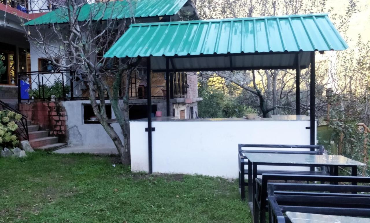 Hostel Madpackers Manali Exterior foto